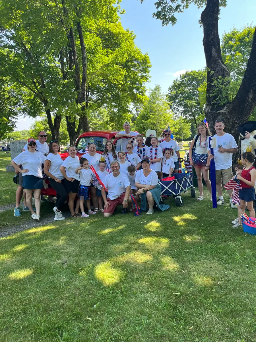 Granite Coast Orthodontics outdoor team photo